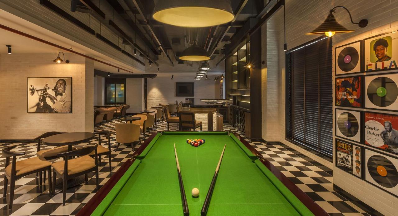 Lemon Tree Premier City Center Pune Exterior photo