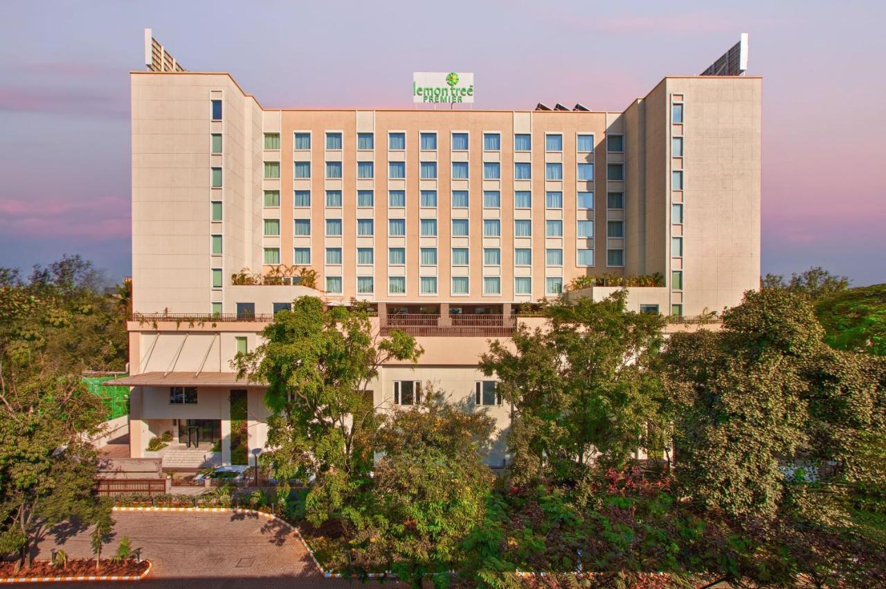 Lemon Tree Premier City Center Pune Exterior photo